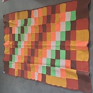 VINTAGE HANDMADE CROCHET BLANKET